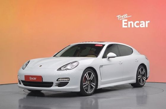 Porsche Panamera 3.0 Diesel 970 — пробег 103 872 км — фото 1 из 5
