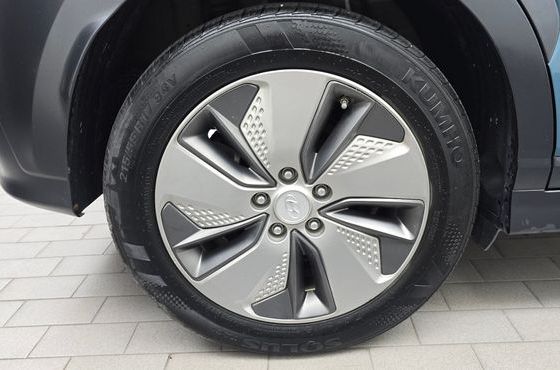 Hyundai Kona Premium — пробег 164 612 км — фото 5 из 5