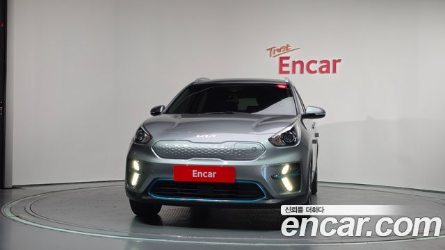 Kia Niro Prestige — пробег 55 597 км — фото 3 из 5