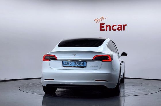 Tesla Model 3 Long Range AWD — пробег 217 664 км — фото 4 из 5