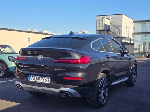 BMW X4 xDrive20i xLine — пробег 4 183 км — фото 2 из 5