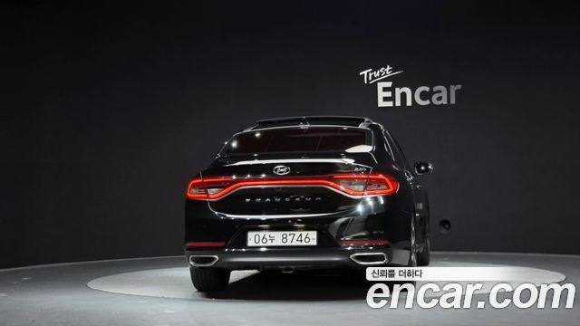 Hyundai Grandeur 2.2 Diesel Premium Special — пробег 152 948 км — фото 4 из 5