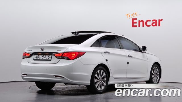 Hyundai Sonata CVVL Premium — пробег 99 952 км — фото 2 из 5
