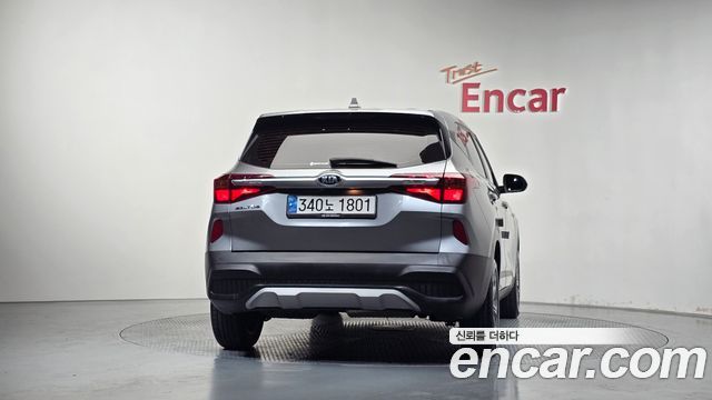 Kia Seltos из Кореи Encar