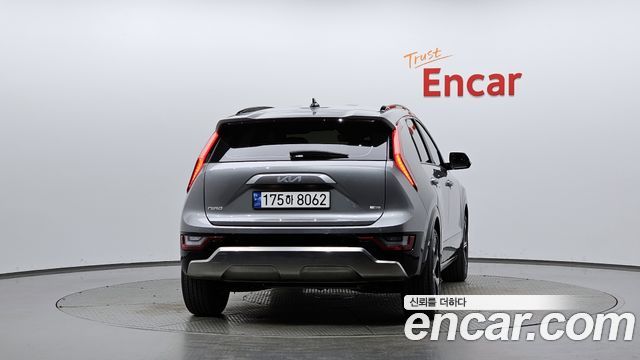 Kia Niro из Кореи Encar