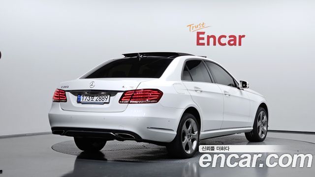 Mercedes-Benz E-Class E350 4MATIC Avantgarde — пробег 103 903 км — фото 2 из 5