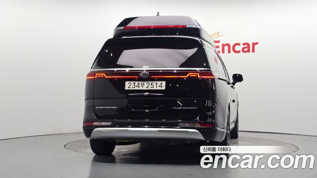 Kia Carnival из Кореи Encar