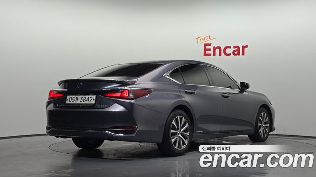 Lexus ES Supreme — пробег 202 228 км — фото 2 из 5