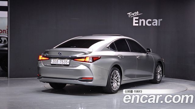 Lexus ES из Кореи Encar