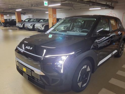Kia EV3 Long Range 2WD AIr — пробег 18 км — фото 1 из 5