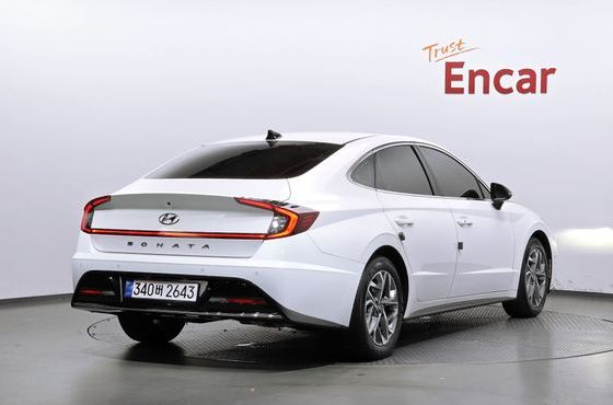 Hyundai Sonata 2.0 Premium Plus — пробег 75 283 км — фото 2 из 5