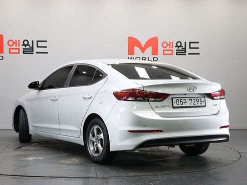 Hyundai AVANTE 1.6 GDI Smart — пробег 136 124 км — фото 4 из 5
