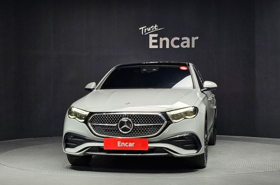 Mercedes-Benz E-Class E300 4MATIC AMG Line Premiere Special — пробег 79 167 км — фото 3 из 5