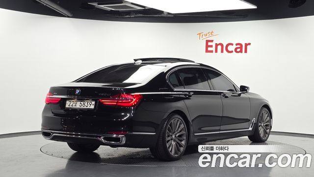 BMW 7-Series 750Li xDrive — пробег 133 702 км — фото 2 из 5