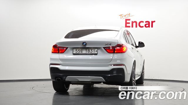 BMW X4 xDrive20d M Sport — пробег 68 359 км — фото 4 из 5