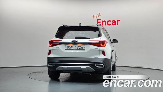 Kia Seltos из Кореи Encar