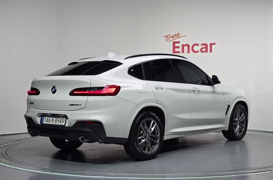 BMW X4 xDrive20d M Sport — пробег 38 949 км — фото 2 из 5