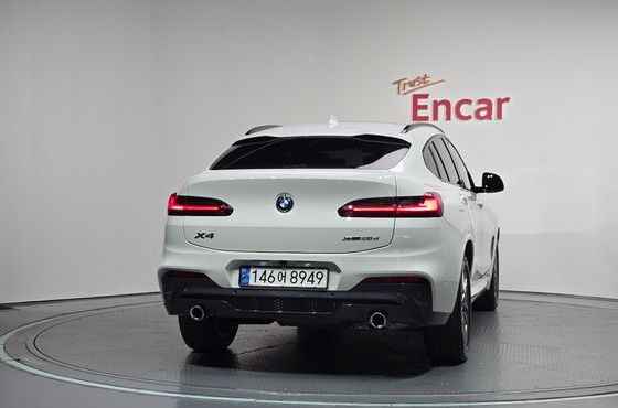 BMW X4 xDrive20d M Sport — пробег 38 949 км — фото 4 из 5