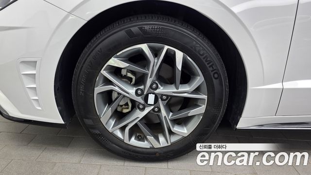 Hyundai Sonata 2.0 Premium Plus — пробег 25 427 км — фото 5 из 5
