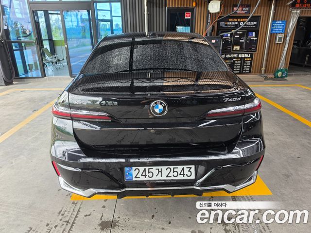 BMW 7-Series 740d xDrive M Sport — пробег 51 000 км — фото 4 из 5