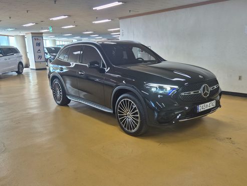 Mercedes-Benz GLC-Class GLC300 4MATIC AMG Line — пробег 12 467 км — фото 1 из 5