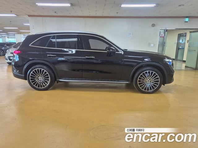 Mercedes-Benz GLC-Class GLC300 4MATIC AMG Line — пробег 12 467 км — фото 5 из 5