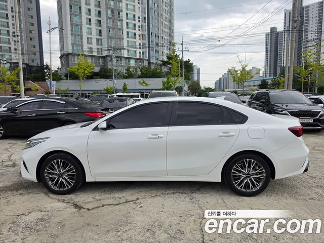 Kia K3 из Кореи Encar