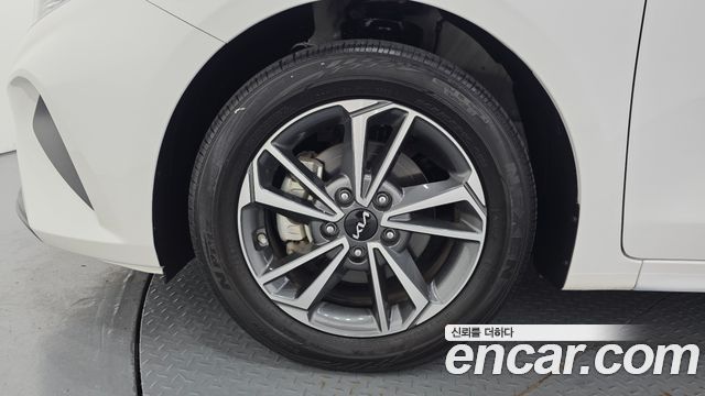 Kia K3 из Кореи Encar