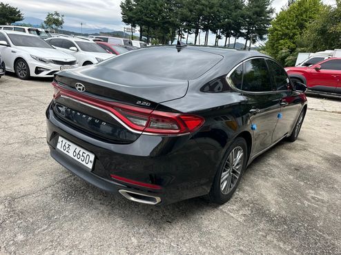 Hyundai Grandeur 2.2 Diesel Premium — пробег 43 976 км — фото 2 из 5