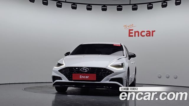 Hyundai Sonata 2.0 Premium Plus — пробег 14 166 км — фото 3 из 5
