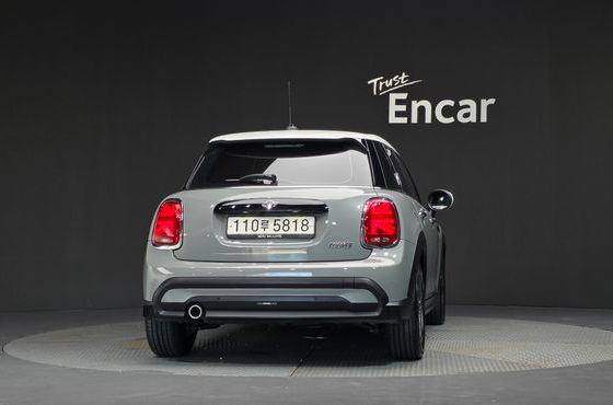 Mini Cooper 5Door Classic Third Generation — пробег 22 582 км — фото 4 из 5