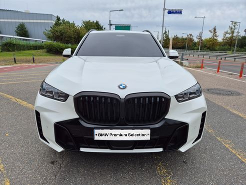 BMW X5 xDrive 40i M Sport — пробег 4 433 км — фото 2 из 5