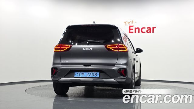 Kia Niro Earth — пробег 136 842 км — фото 4 из 5