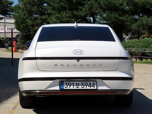 Hyundai Grandeur Calligraphy — пробег 53 779 км — фото 4 из 5