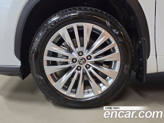 Toyota Highlander из Кореи Encar