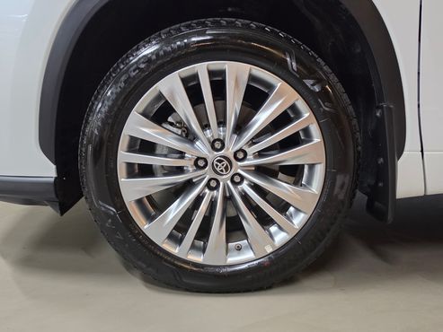Toyota Highlander 2.5 4WD Platimum — пробег 6 120 км — фото 5 из 5