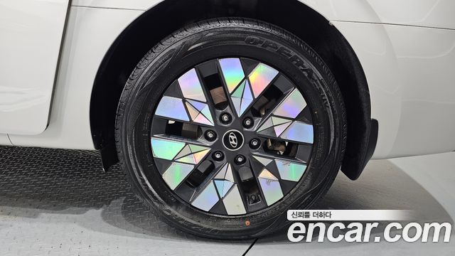 Hyundai Staria из Кореи Encar