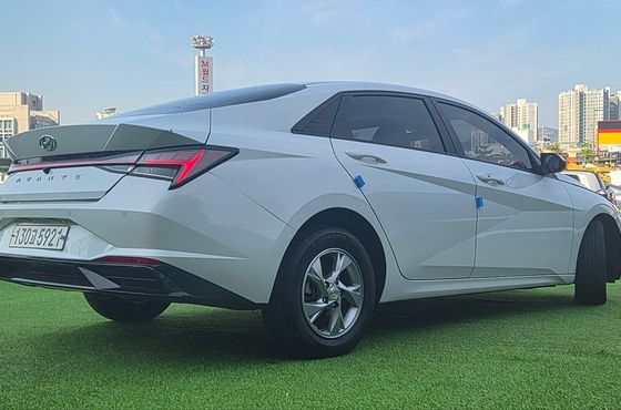 Hyundai AVANTE 1.6 Smart — пробег 124 369 км — фото 4 из 5
