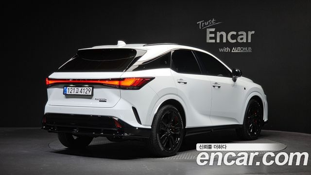 Lexus RX F-Sport — пробег 12 км — фото 2 из 5