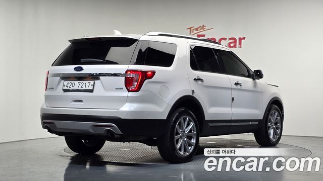 Ford Explorer 2.3 Limited 4WD 5th — пробег 125 670 км — фото 2 из 5