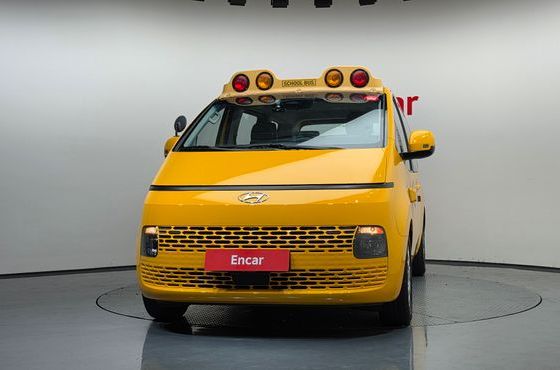 Hyundai Staria L3.5 Kinder Safety Car 11-Seater — пробег 87 129 км — фото 3 из 5