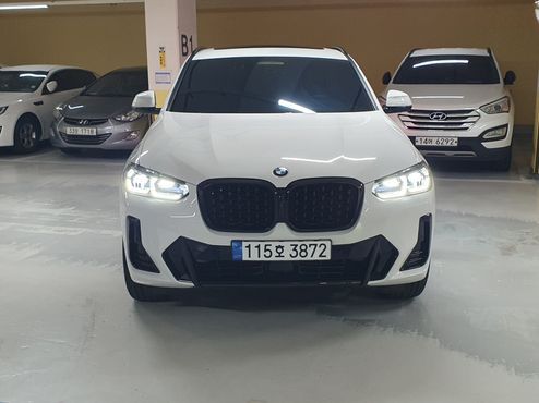 BMW X4 xDrive20i M Sports Pro — пробег 10 521 км — фото 1 из 5