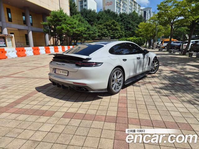 Porsche Panamera 4.0 GTS — пробег 76 000 км — фото 5 из 5