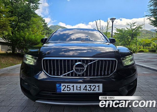 Volvo XC40 B4 Inscription — пробег 62 525 км — фото 1 из 5