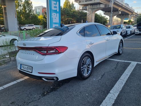 Hyundai Grandeur 3.0 Premium — пробег 162 358 км — фото 4 из 5