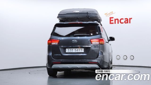 Kia Carnival из Кореи Encar