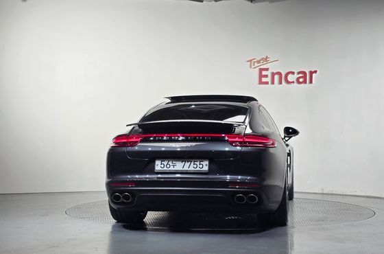 Porsche Panamera 3.0 AWD — пробег 130 526 км — фото 4 из 5