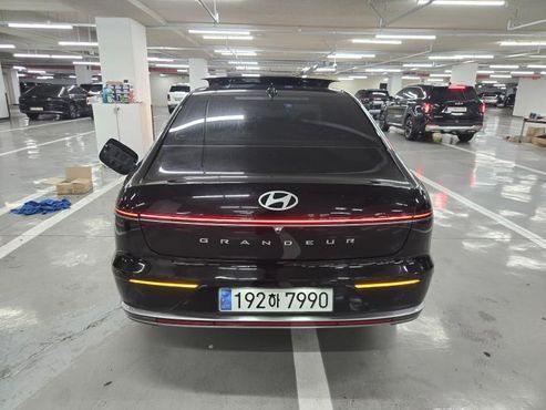 Hyundai Grandeur 2,5 Gasoline 2WD Premium — пробег 158 004 км — фото 4 из 5