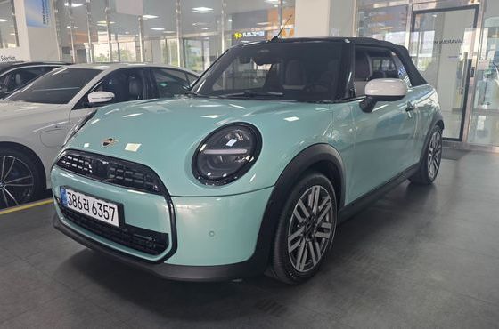 Mini Cooper Convertible Classic — пробег 4 367 км — фото 1 из 5