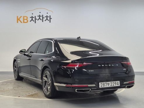 Genesis G90 Gasoline 3.5 Turbo AWD — пробег 118 934 км — фото 2 из 5